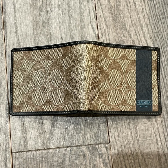 Mens Coach Wallet - Picture 3 of 8